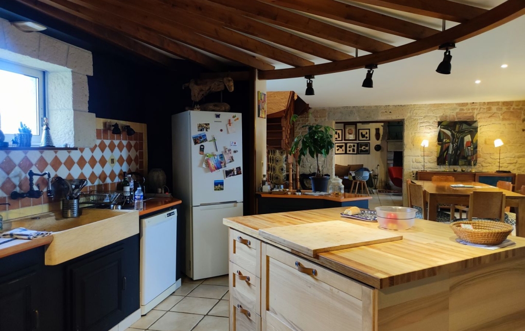 COEUR DE SAIRE IMMOBILIER : Domaines / Propriétés | YVETOT-BOCAGE (50700) | 620 m2 | 780 000 € 