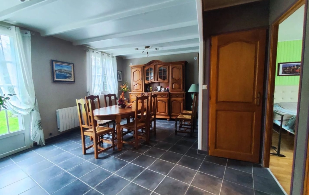 COEUR DE SAIRE IMMOBILIER : Maison / Villa | FERMANVILLE (50840) | 119 m2 | 316 500 € 