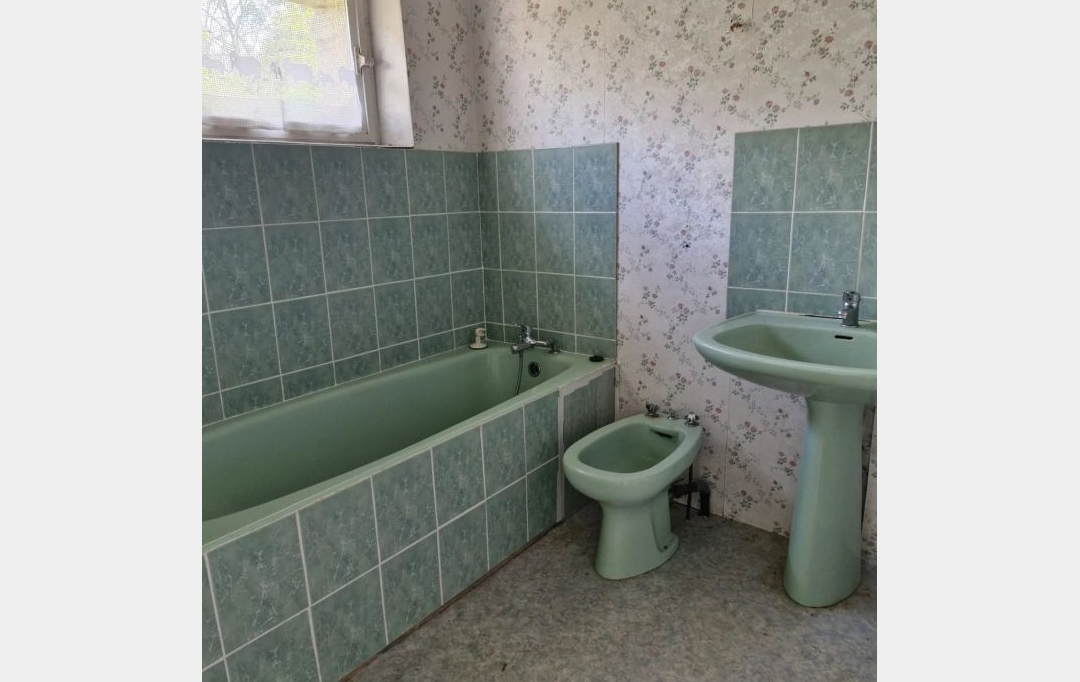 COEUR DE SAIRE IMMOBILIER : House | TOCQUEVILLE (50330) | 223 m2 | 159 000 € 