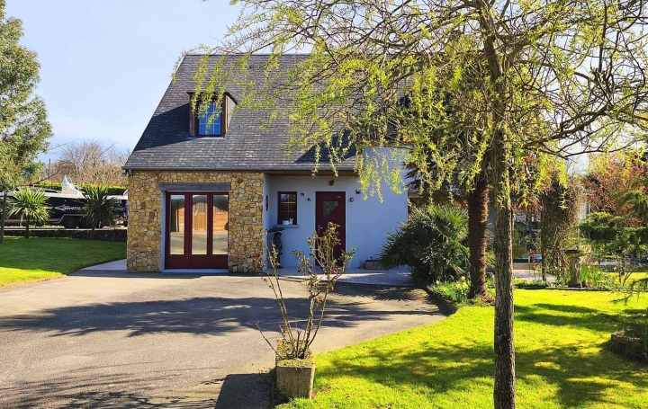  COEUR DE SAIRE IMMOBILIER Maison / Villa | HARDINVAST (50690) | 120 m2 | 306 505 € 