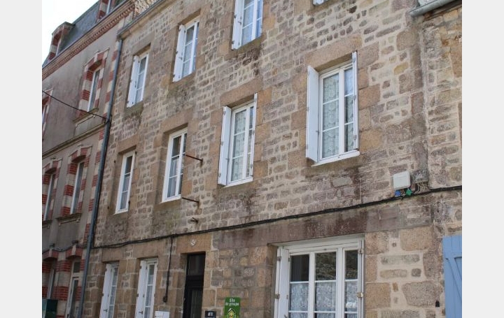Maison SAINT-PIERRE-EGLISE 130 m2 221 550 € Maison SAINT-PIERRE-EGLISE 130 m2 221 550 €