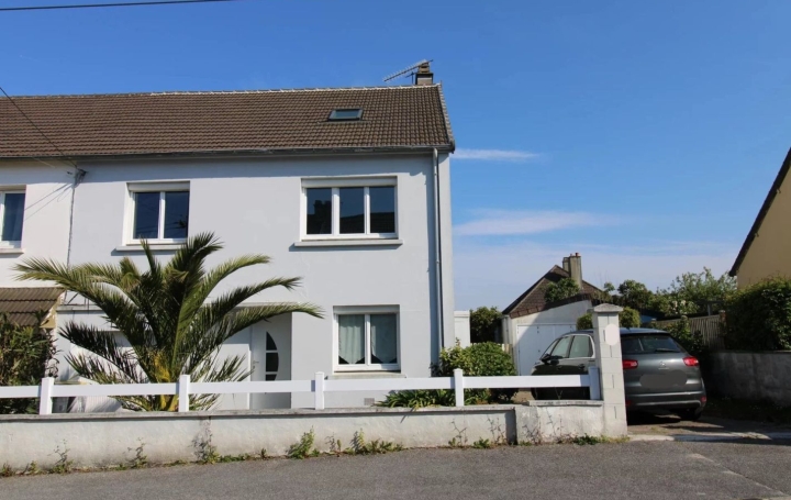  COEUR DE SAIRE IMMOBILIER Maison / Villa | EQUEURDREVILLE-HAINNEVILLE (50120) | 140 m2 | 278 520 € 
